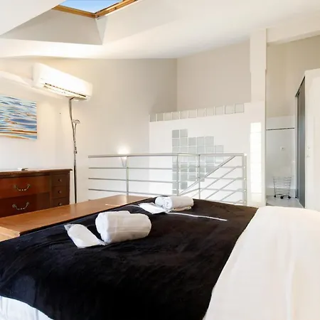 Aya's Duplex Yourhosthelper * Cannes