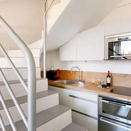 Aya's Duplex Yourhosthelper Cannes