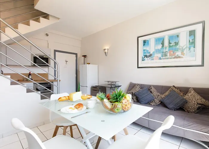 Daire Aya's Duplex Yourhosthelper *